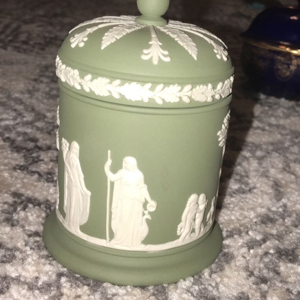 antique Wedgwood classical canister